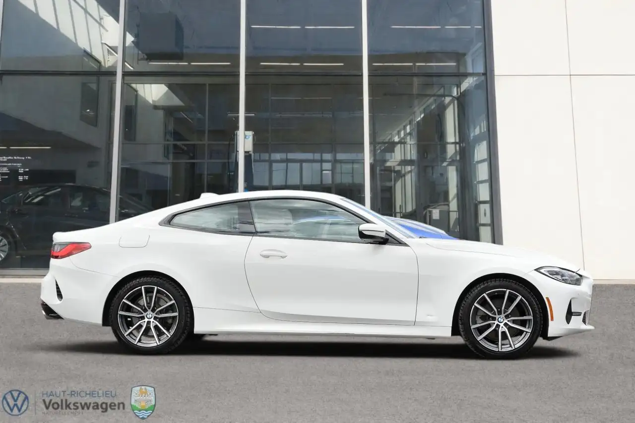 BMW 4 Series снимка BMW 4 Series