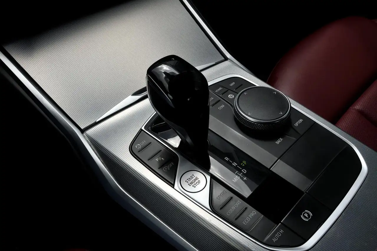 BMW 4 Series снимка BMW 4 Series