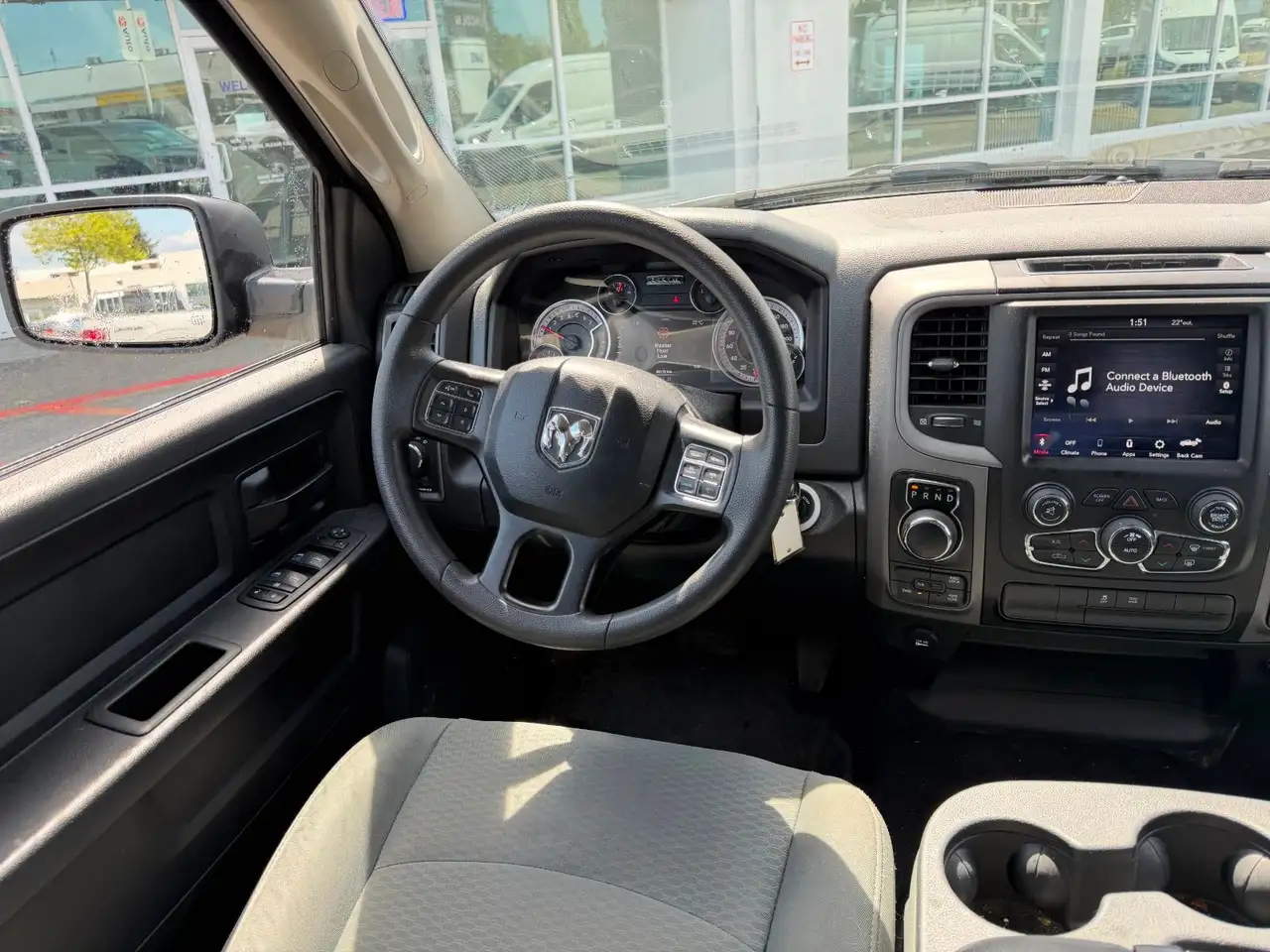 RAM 1500 снимка RAM 1500