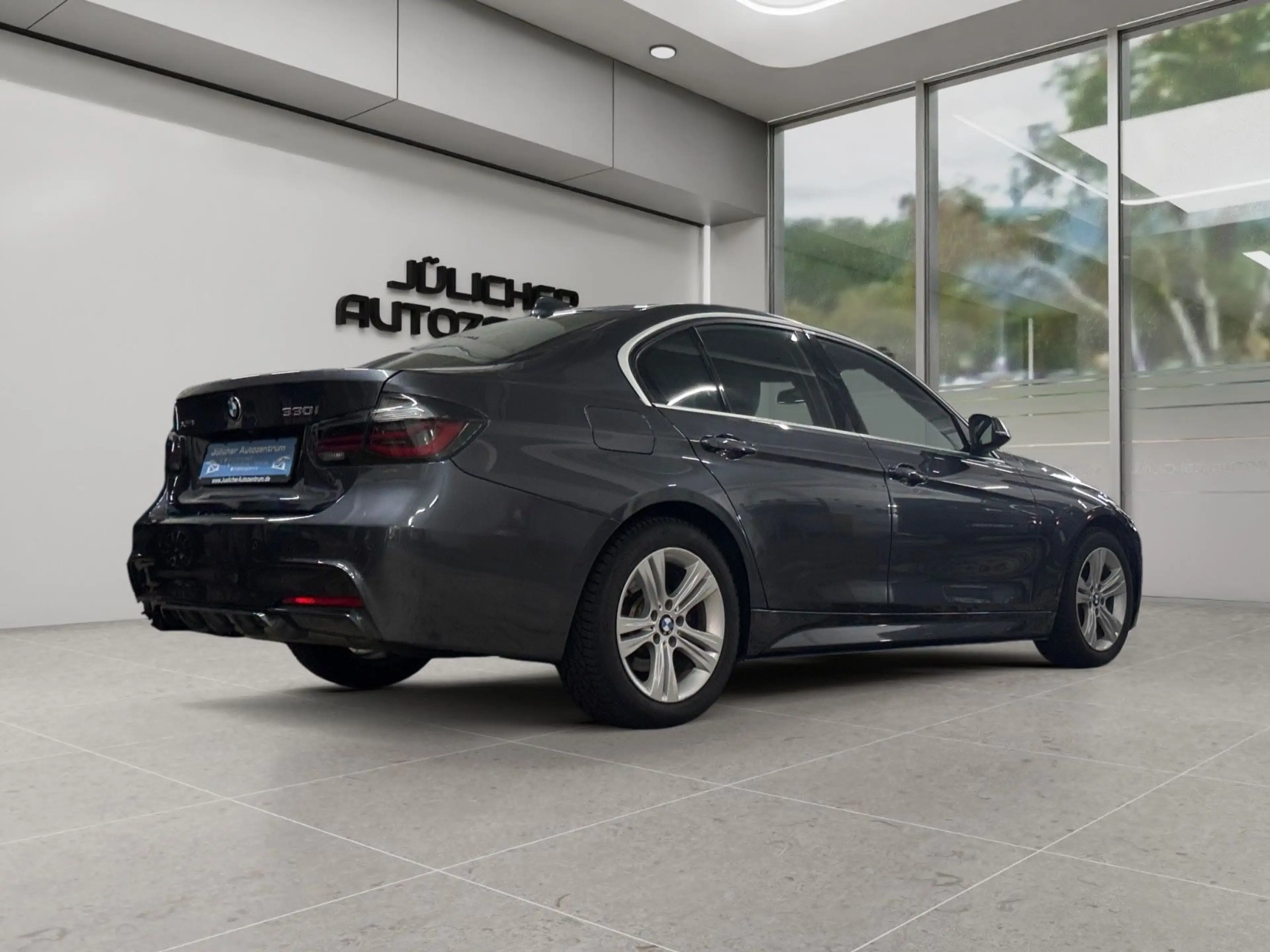 BMW 330 Limousine 330 i xDrive M Sport, Insp. Neu — photo 3