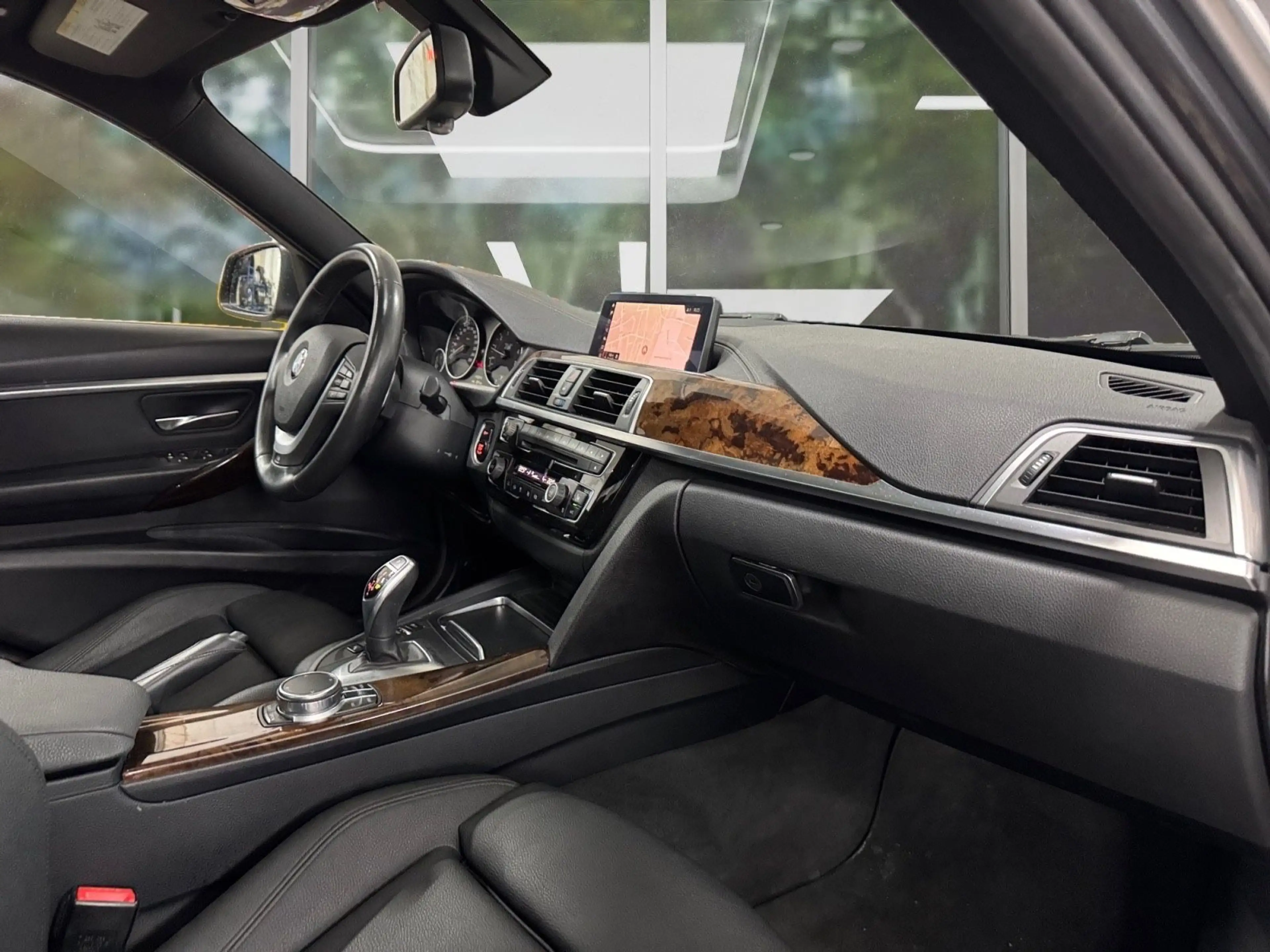 BMW 330 Limousine 330 i xDrive M Sport, Insp. Neu — photo 10