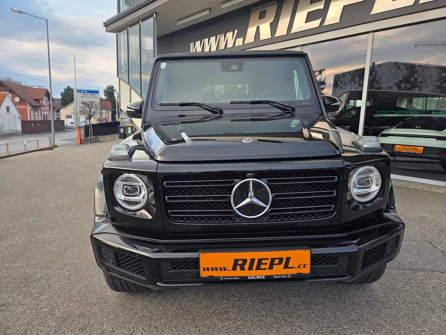 Mercedes-Benz G 350 G 350 d Garantie 2/2027 Leder AHK Assistenten... Schwarz - 2