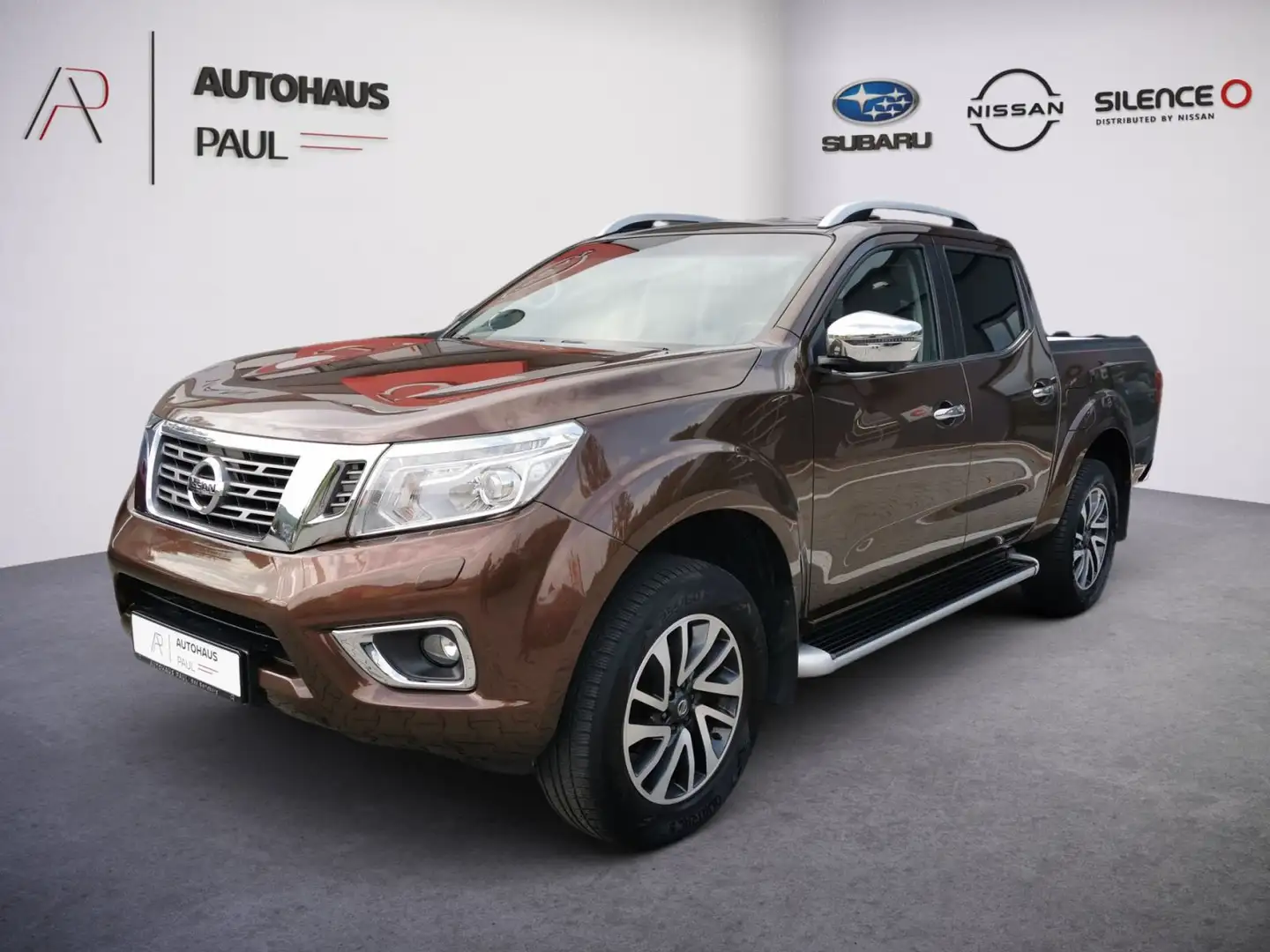 Nissan Navara 4x4 2.3 dCi Tekna DC, Leder, Kamera 360° Braun - 2