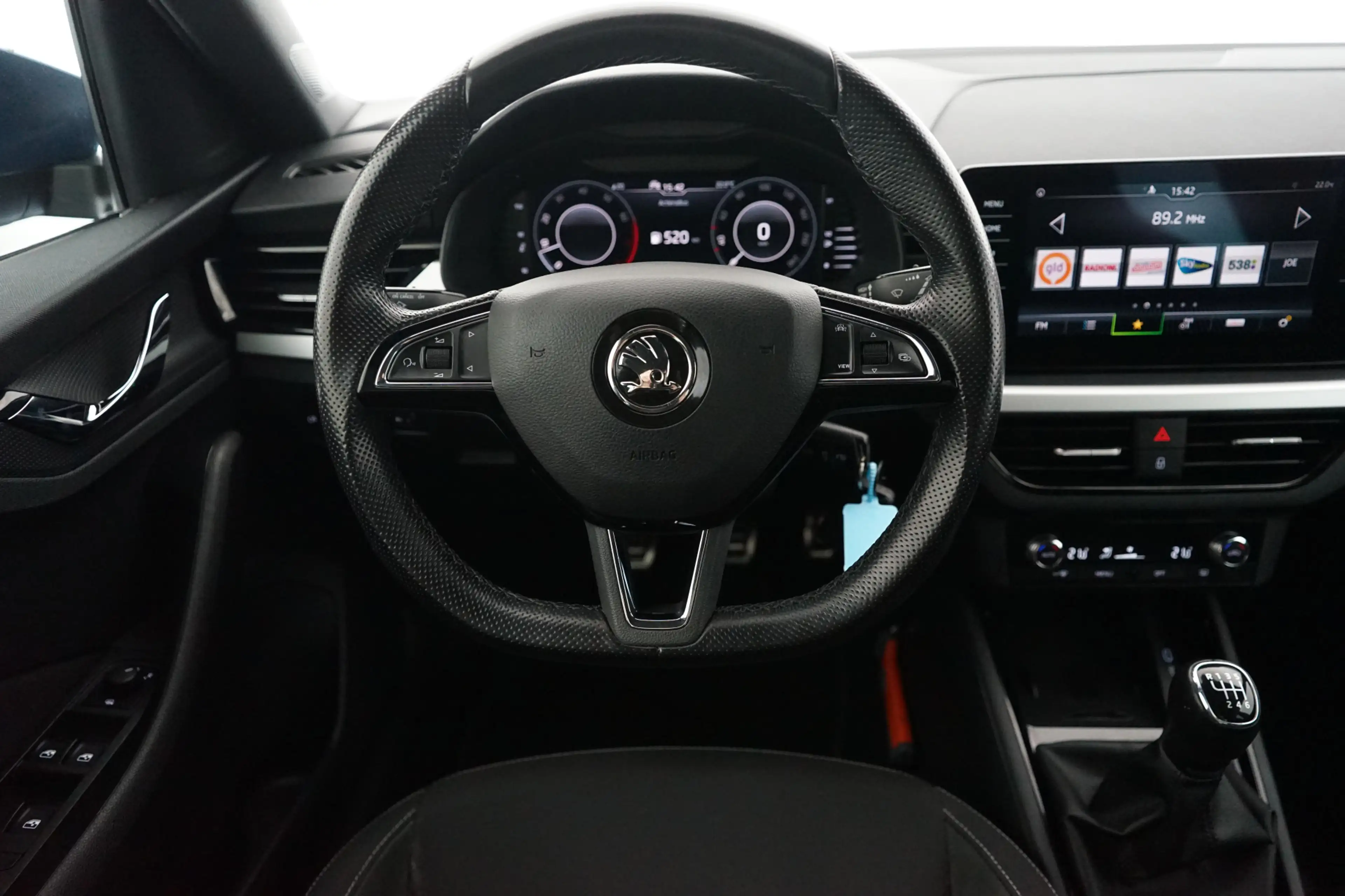 Skoda Kamiq 1.5 TSI ACT Sport Business — photo 15