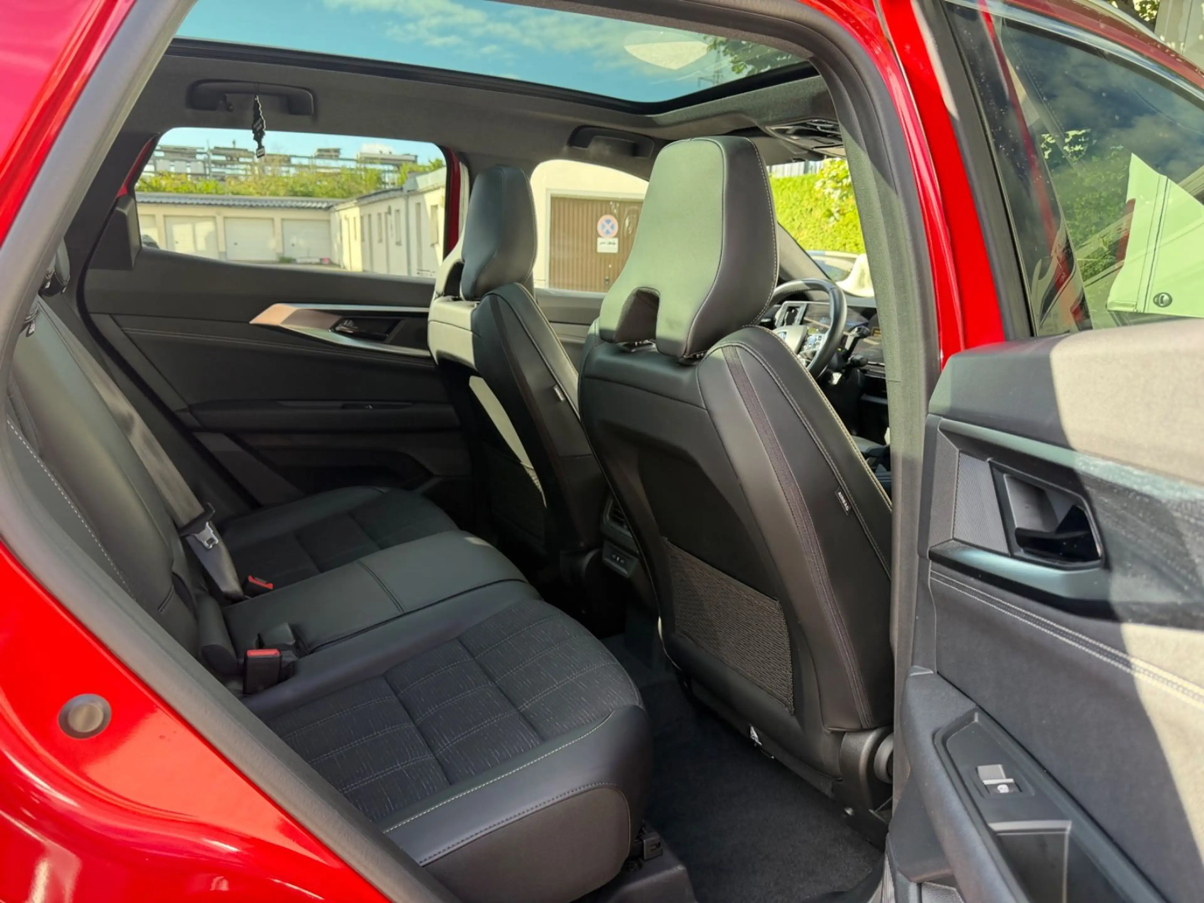 Renault Austral 1.2 E-TECH Hybr 200 Iconic~Pano~360°~H-K — photo 12