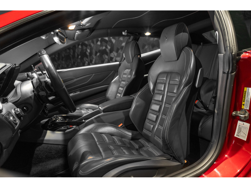Ferrari FF ATELIER - ROSSO MARANELLO / CHARCOAL — photo 10