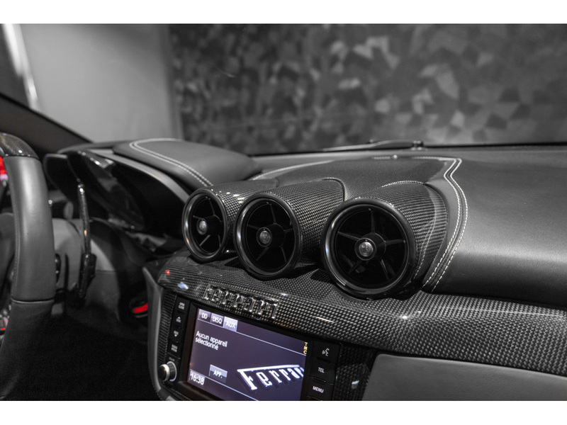 Ferrari FF ATELIER - ROSSO MARANELLO / CHARCOAL — photo 12