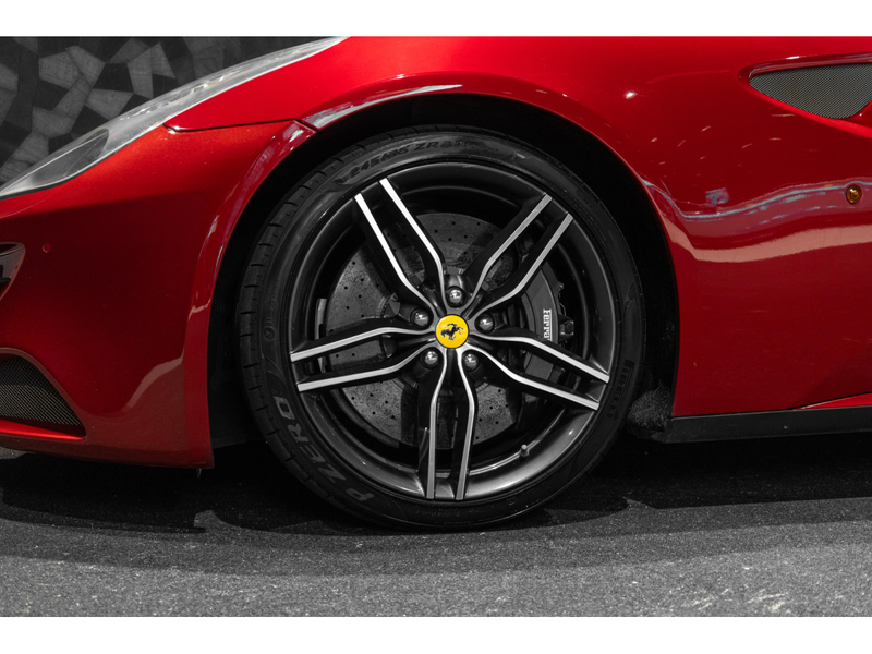 Ferrari FF ATELIER - ROSSO MARANELLO / CHARCOAL — photo 14