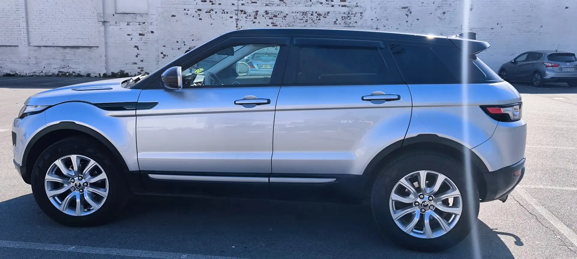 Land Rover Range Rover Evoque 2.2L eD4 Pure Tech 4x2 - 1