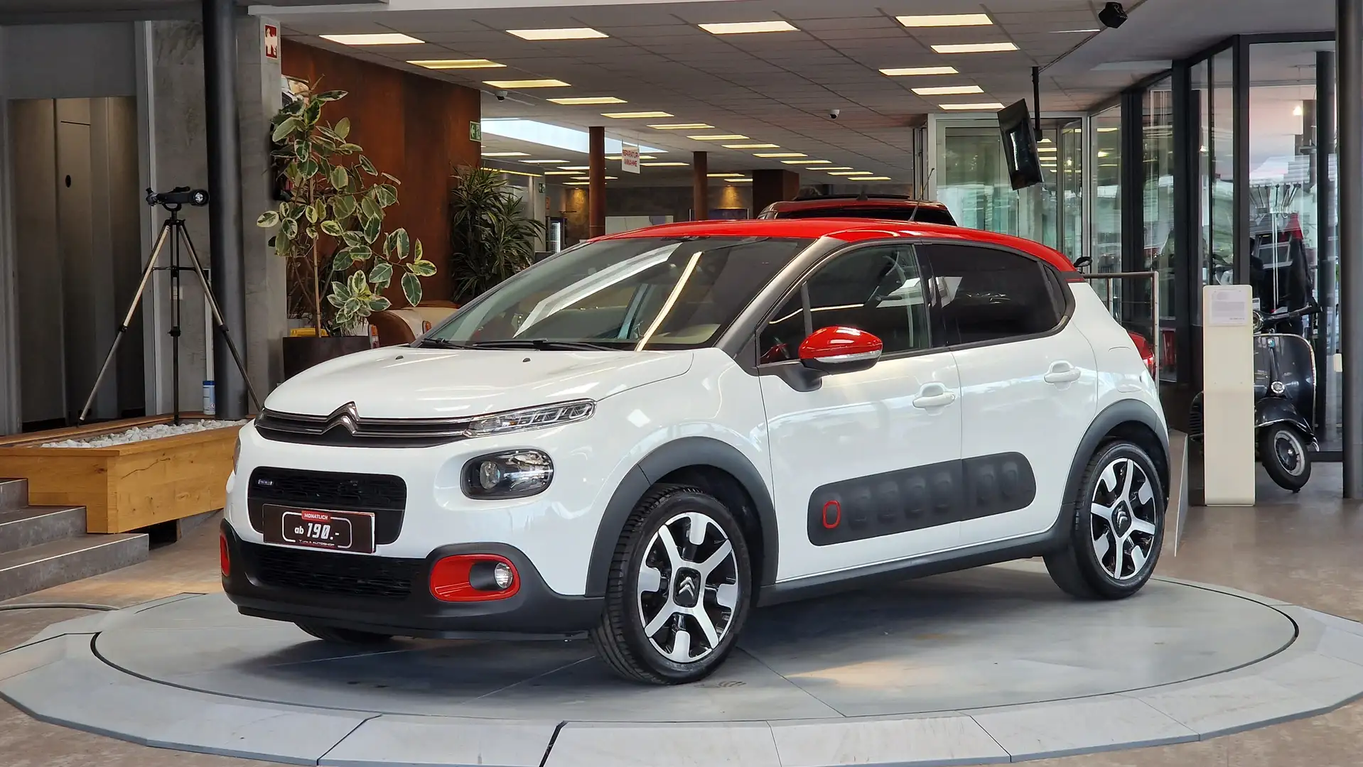 Citroen C3 PureTech 82 5-Gang Manuell *Kamera*Carplay* Weiß - 1
