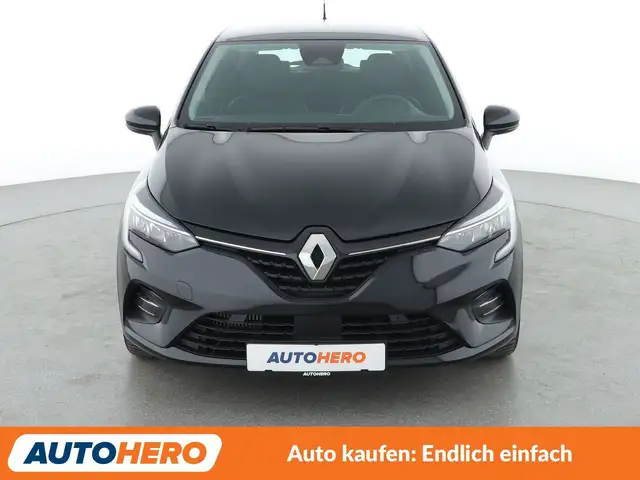 Renault Clio view 9