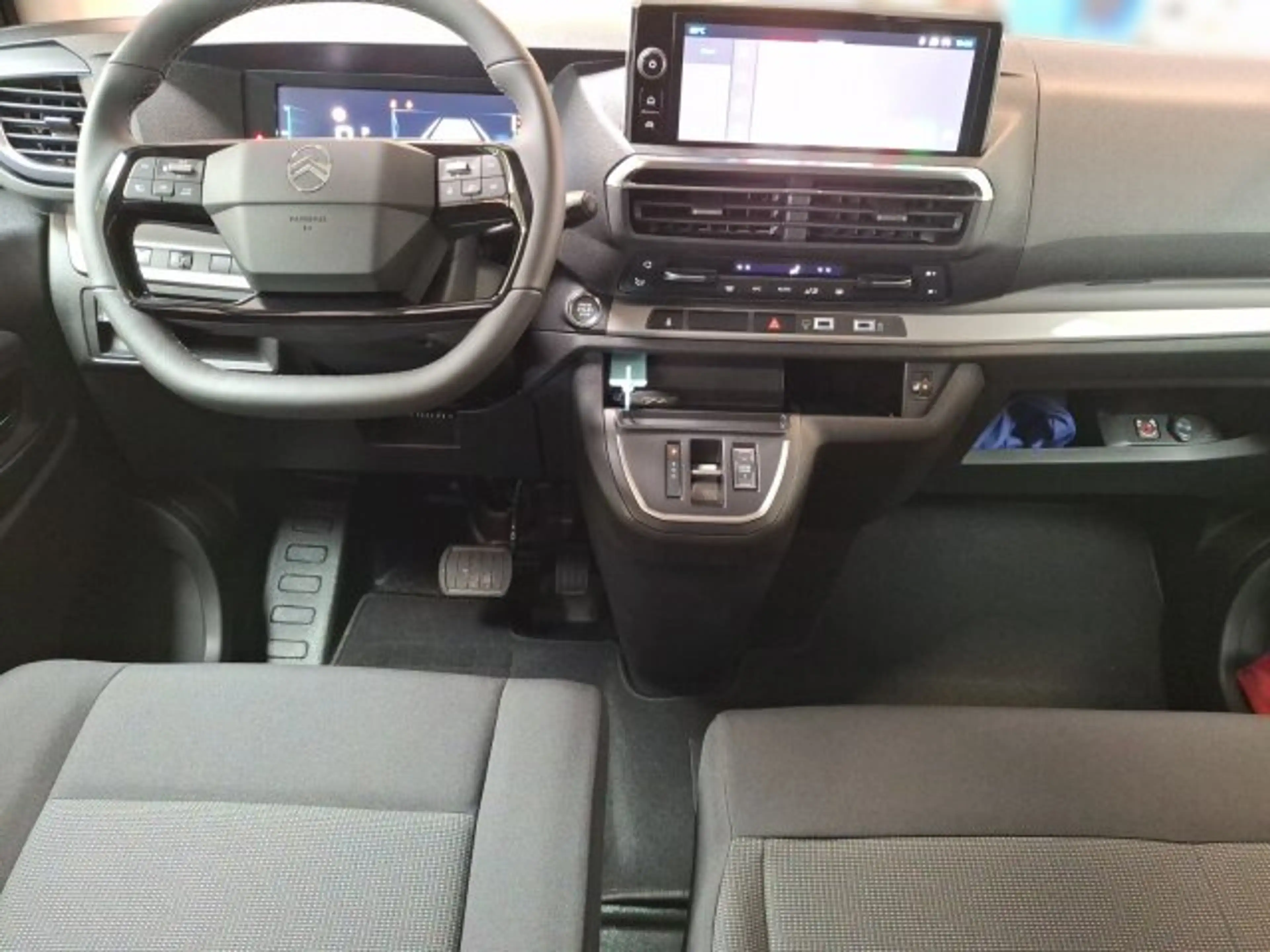 Citroen Spacetourer Spacetourer PLUS XL 180 +180°Kamera+ACC+SHZ+LHZ+ — photo 10