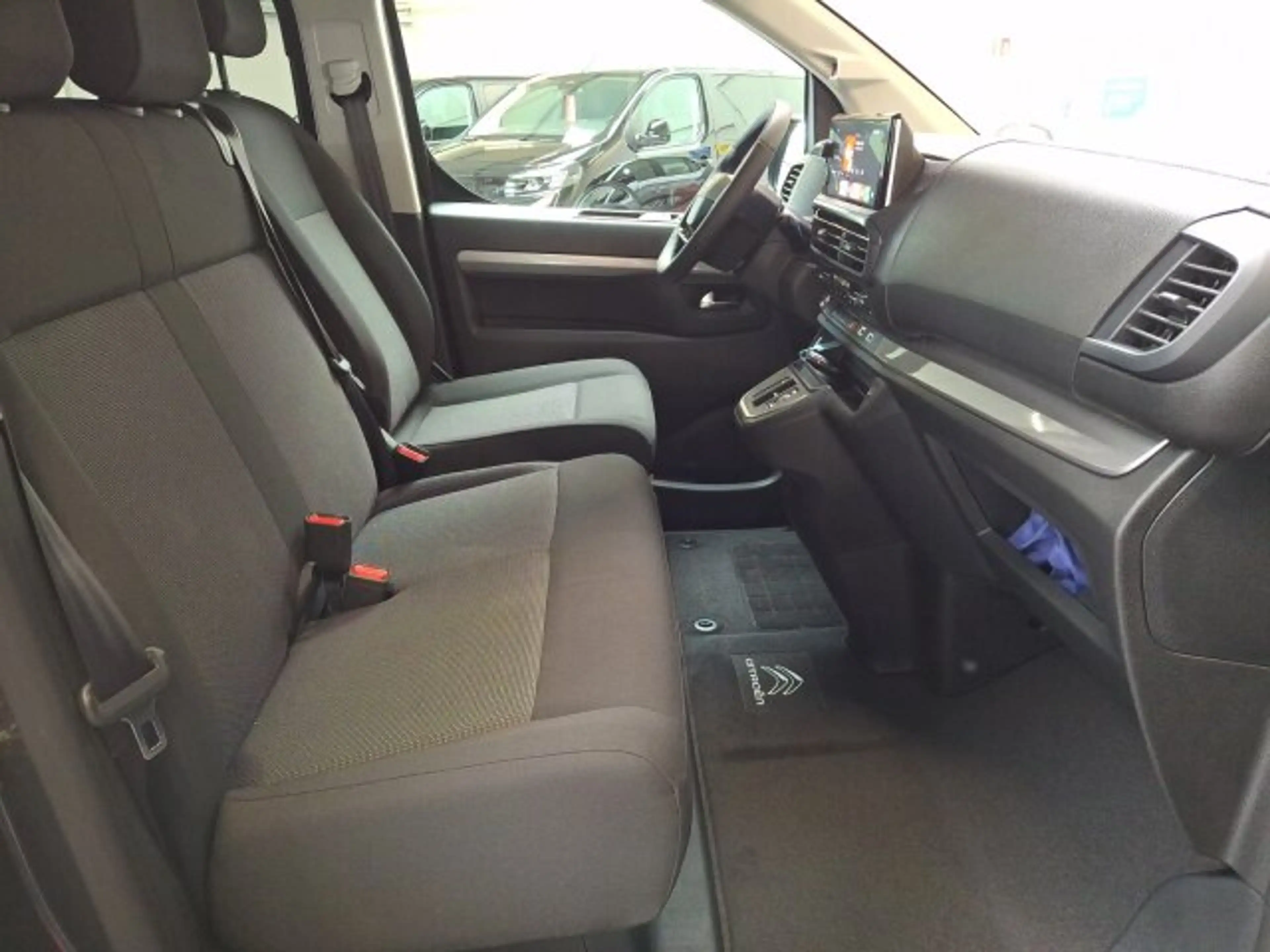 Citroen Spacetourer Spacetourer PLUS XL 180 +180°Kamera+ACC+SHZ+LHZ+ — photo 9