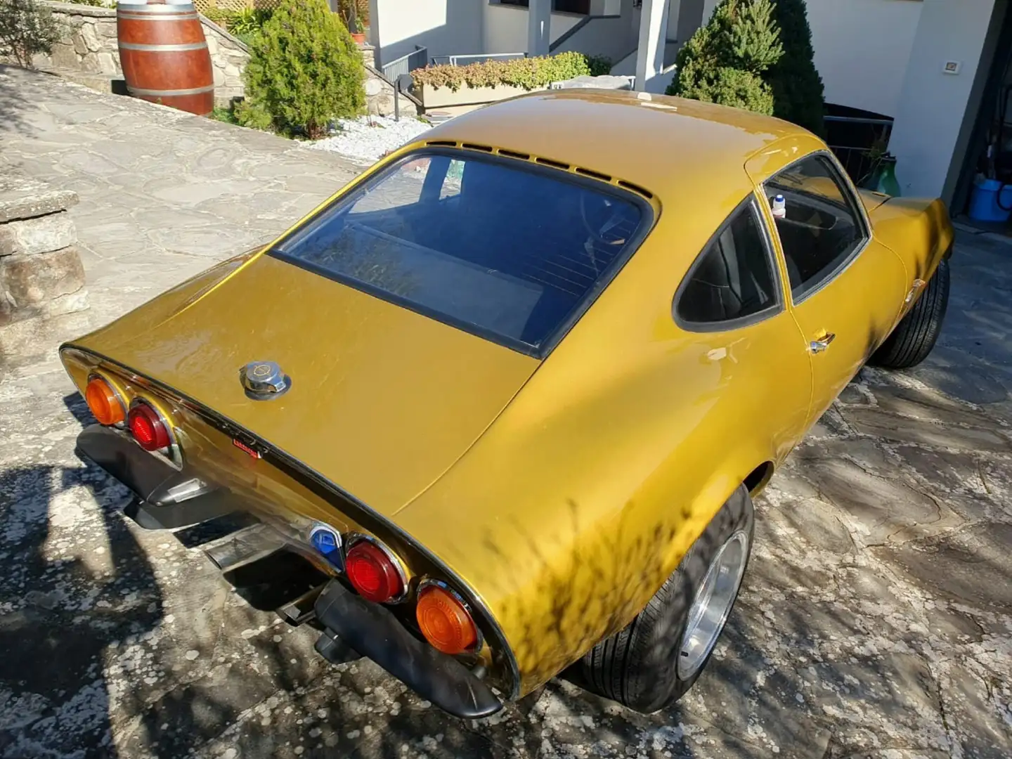 Oldtimer Opel GT 1900 - 2