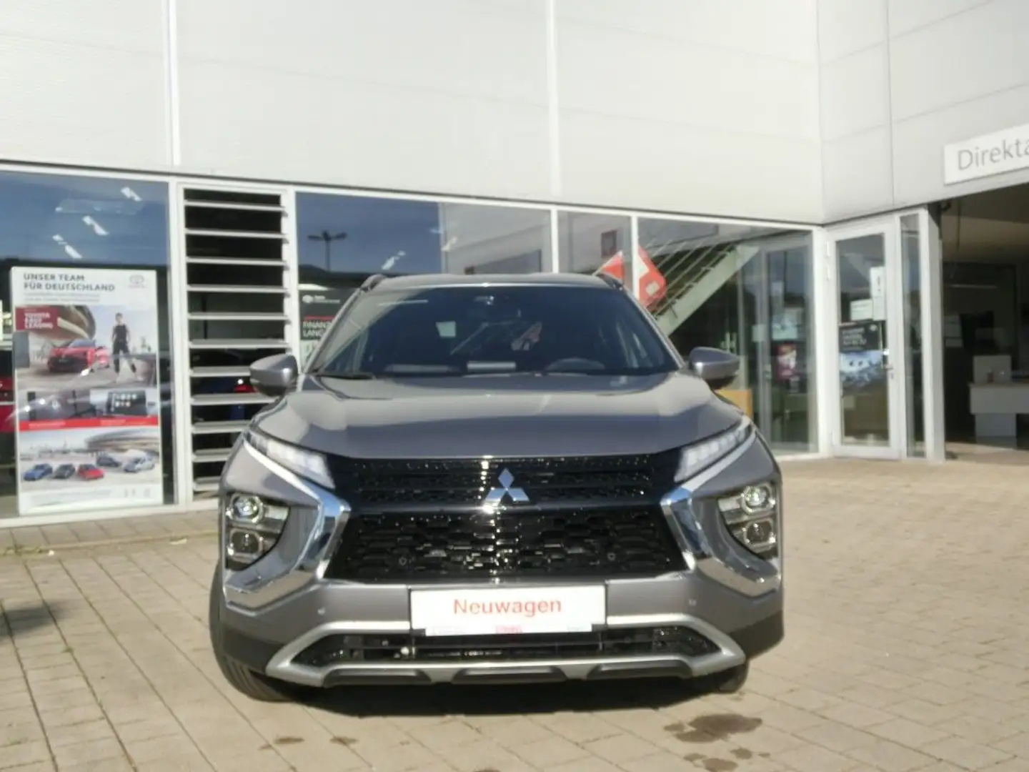 Mitsubishi Eclipse Cross Plug-In Hybrid 4WD Plus Select Сірий - 2