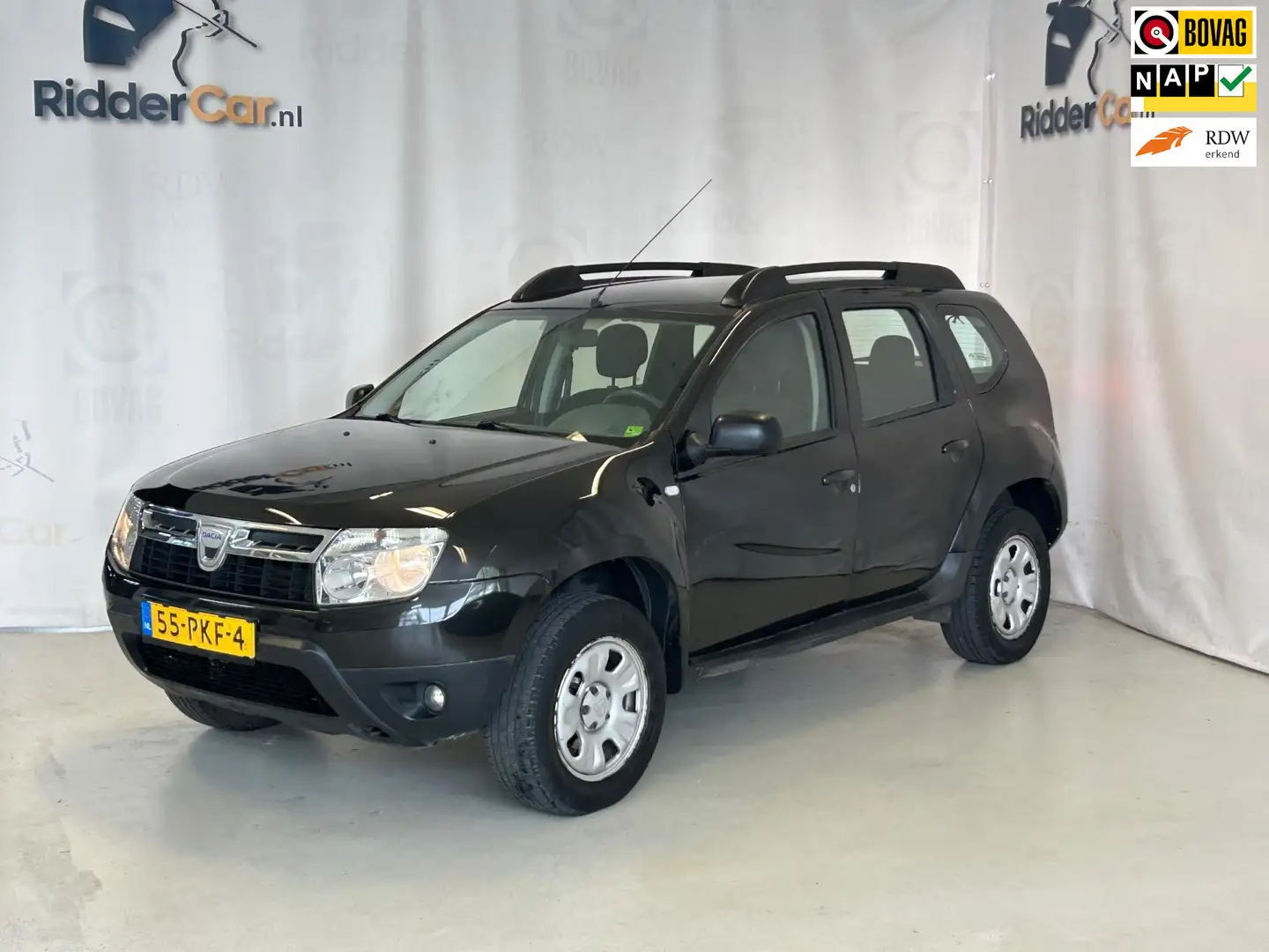 Dacia Duster 1.6 Lauréate 2wd|2E EIG|NAP|TREKHAAK|AIRCO|RADIO| Noir - 1