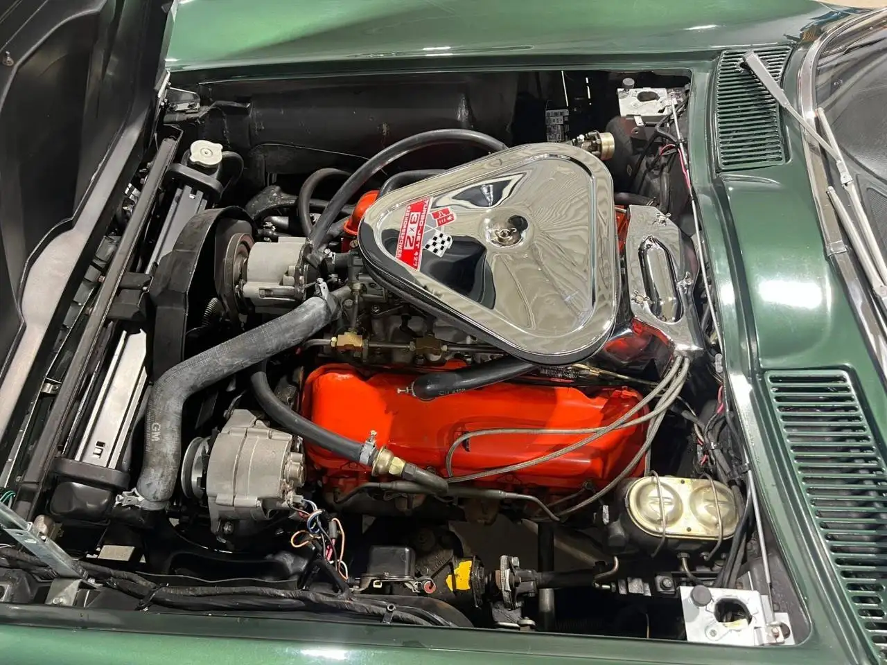 Chevrolet Corvette снимка Chevrolet Corvette