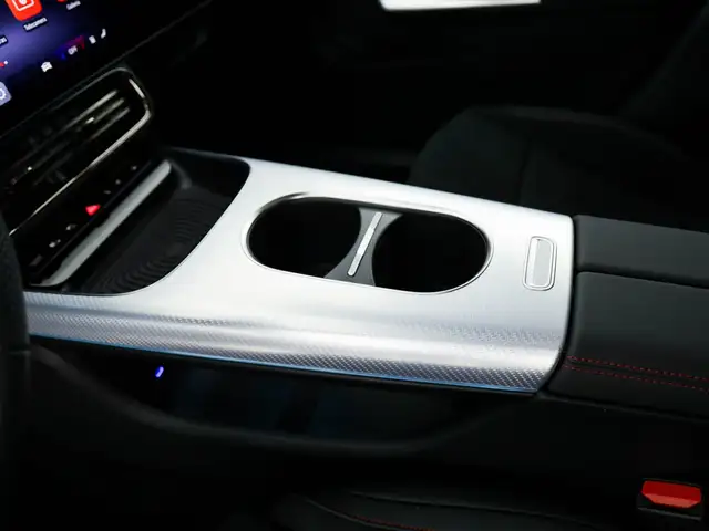 Mercedes-Benz Cla view 14