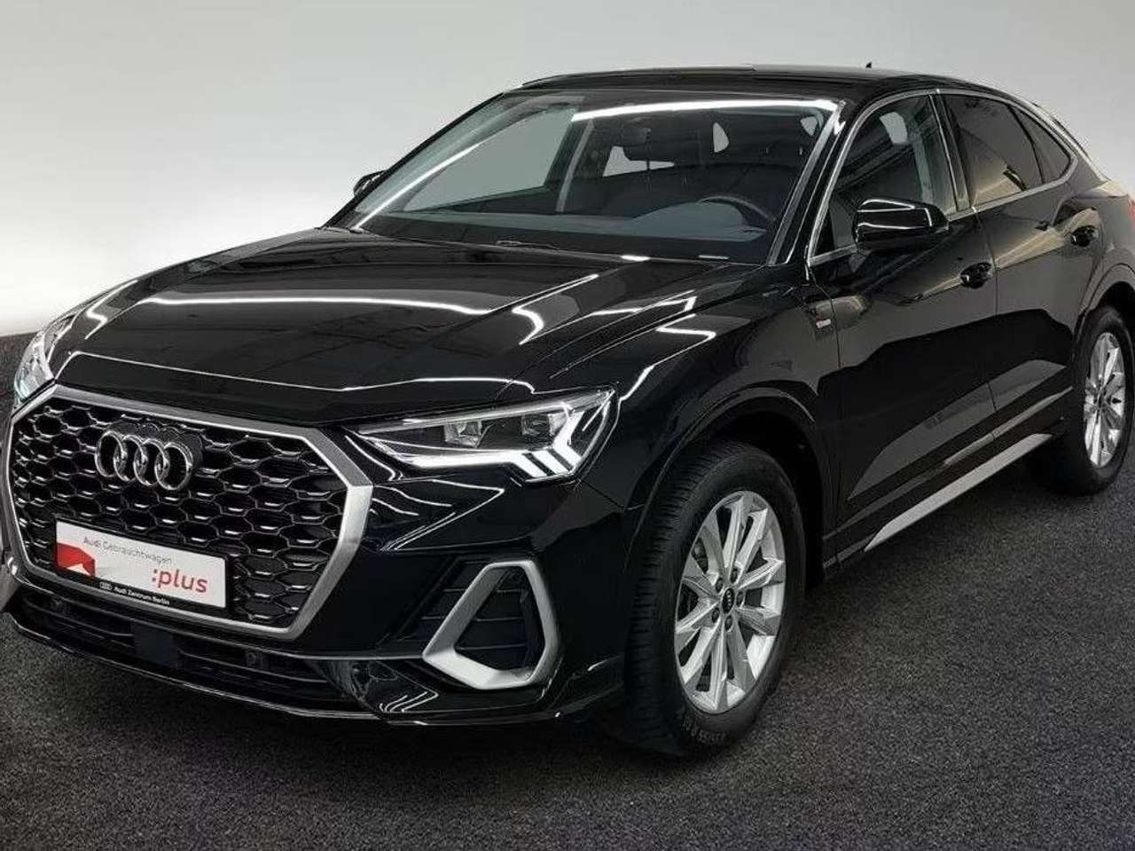 Audi Q3 Sportback 35 1.5 tfsi S line S-tronic 2023 18"