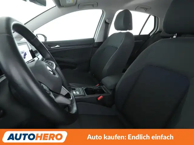 Volkswagen Golf view 10
