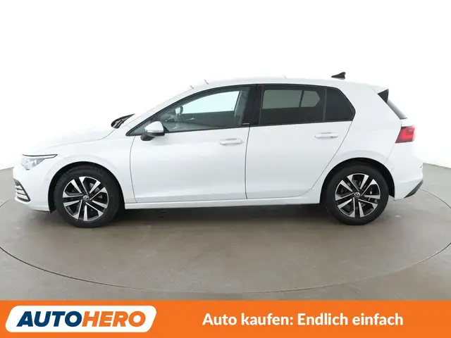 Volkswagen Golf view 3