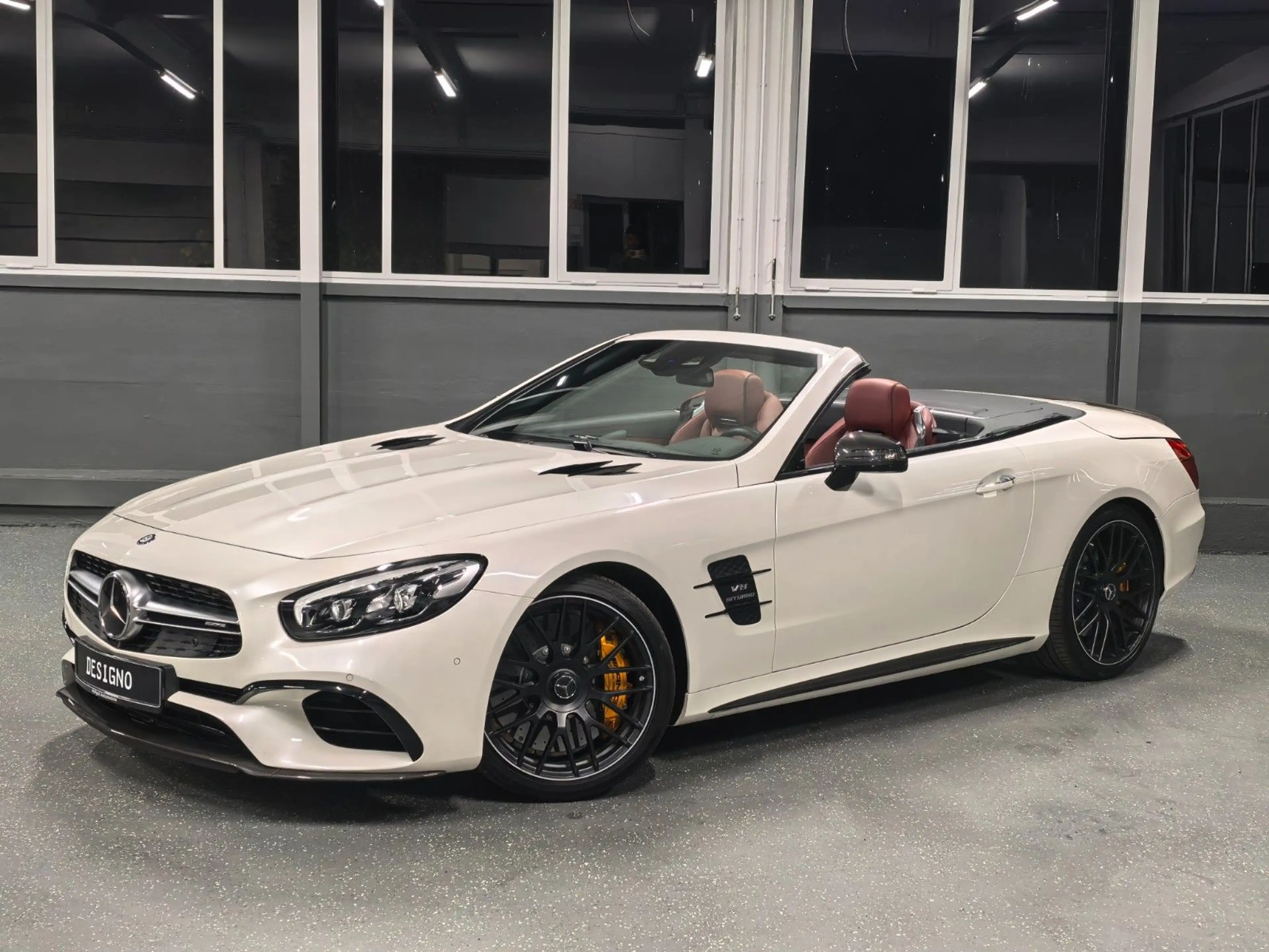 Mercedes-Benz SL 63 AMG 1. HAND | AMG CARBON EXT. | KERAMIK — photo 3
