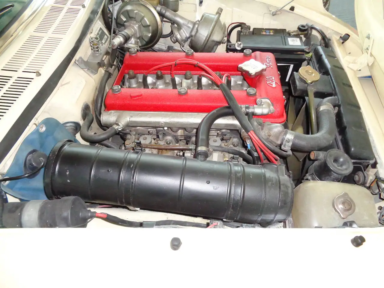 Alfa Romeo Spider 1750 Rundheck, Motor 11Tkm, einmaliger Sammlerzust, foto 10