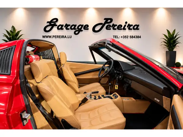 Ferrari 308 view 7