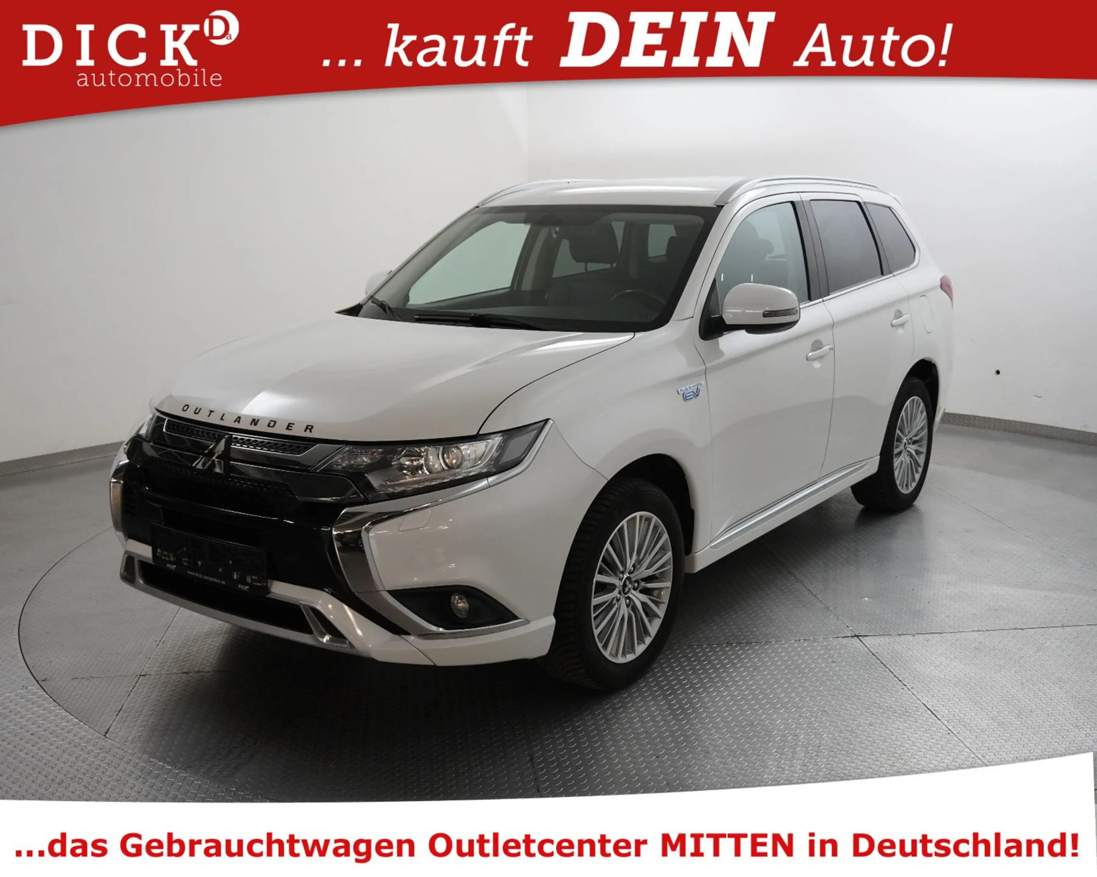 Mitsubishi Outlander PHEV 2.4 4WD Spirit STANDHZ+KAM+LED+ — photo 4