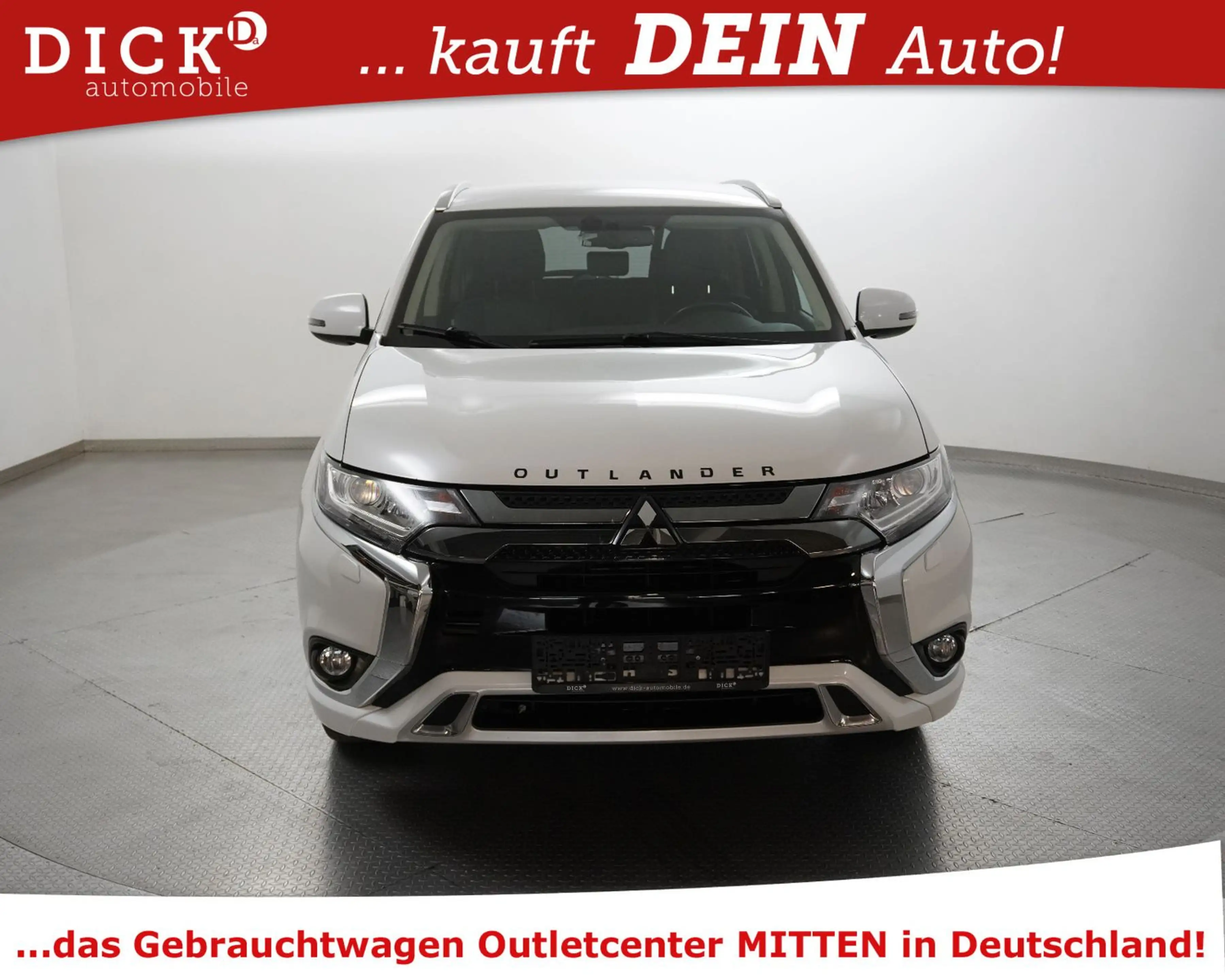 Mitsubishi Outlander PHEV 2.4 4WD Spirit STANDHZ+KAM+LED+ — photo 3