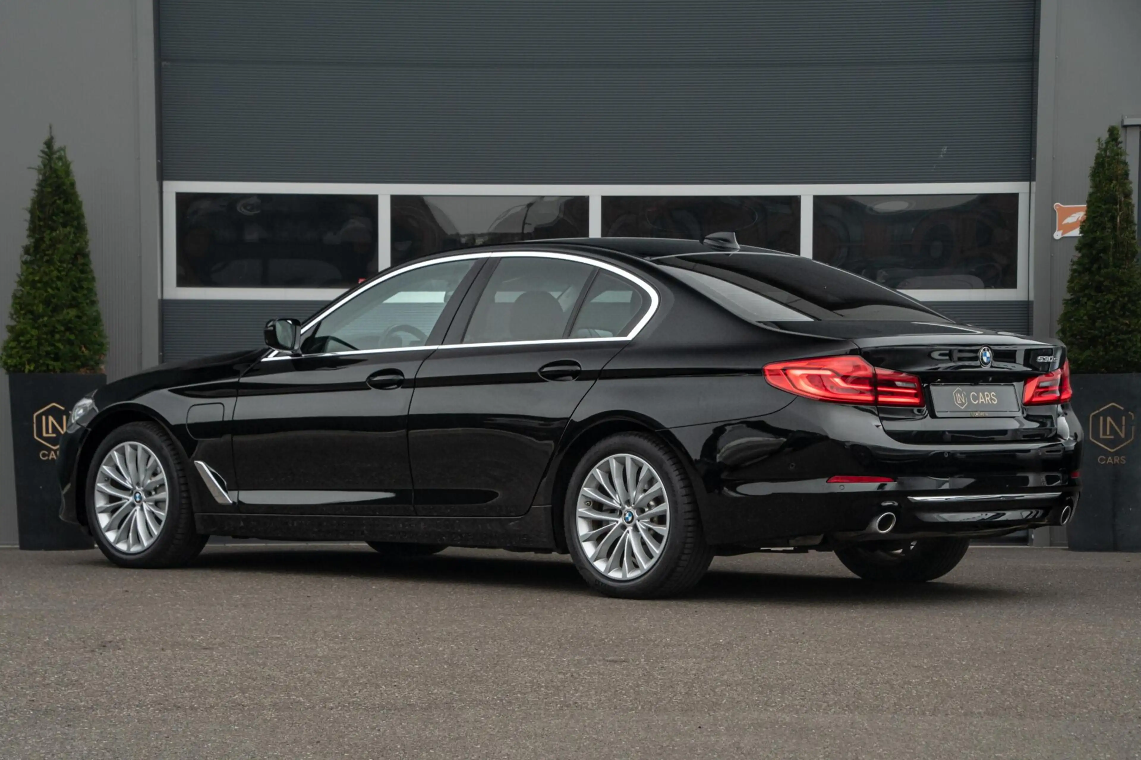 BMW 530 5-serie 530e iPerformance eDrive Luxury line | Cam — photo 7
