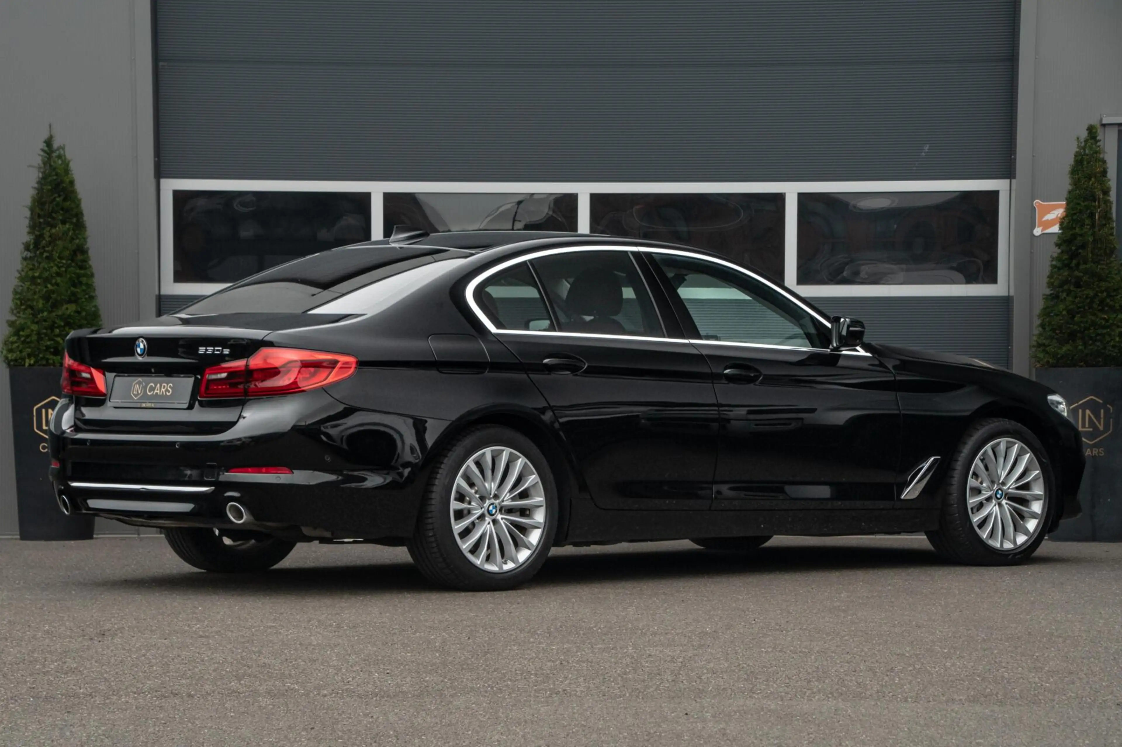 BMW 530 5-serie 530e iPerformance eDrive Luxury line | Cam — photo 6