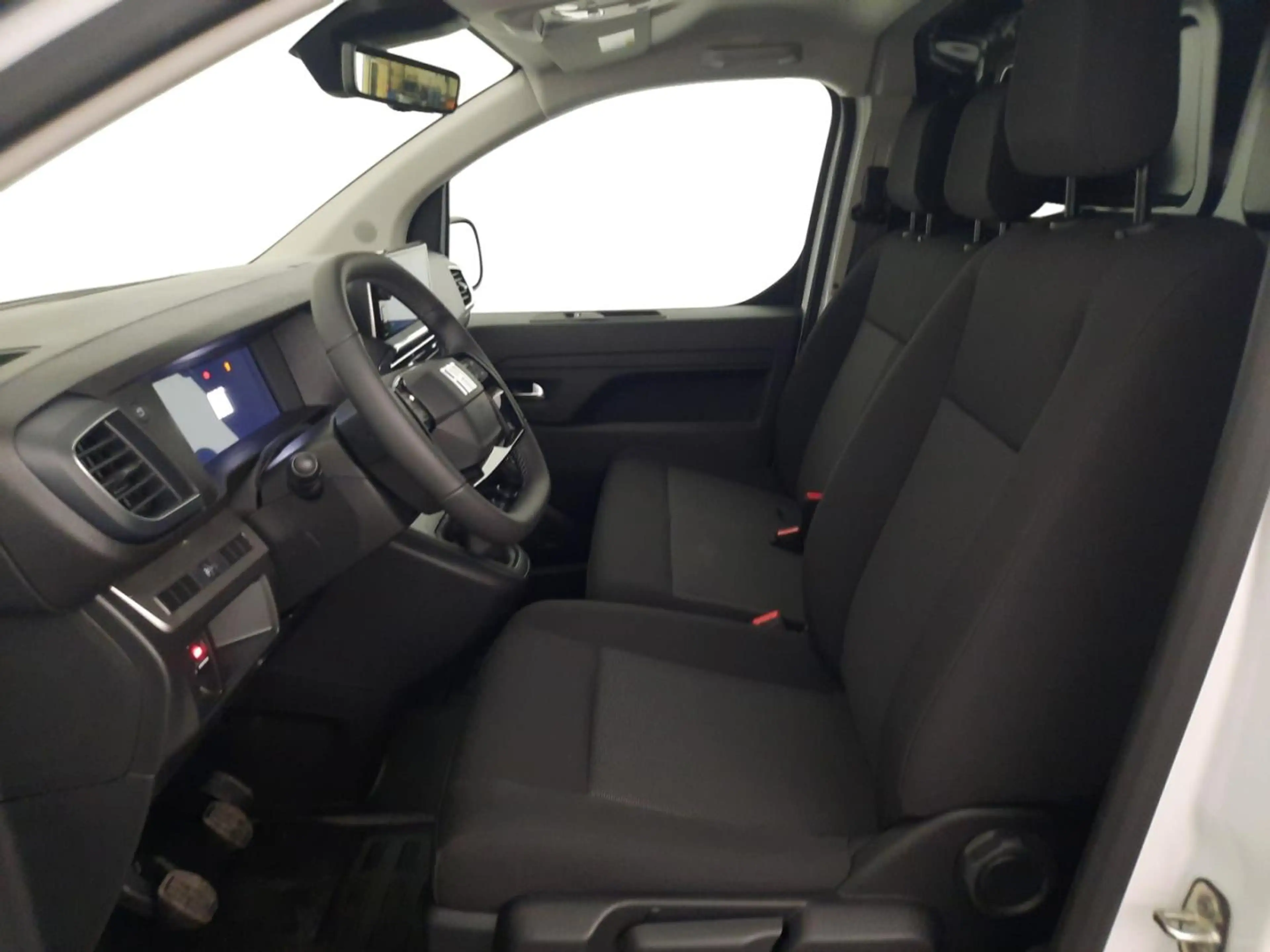 Fiat Scudo Bestelwagen XL Diesel 150 Manueel — photo 7
