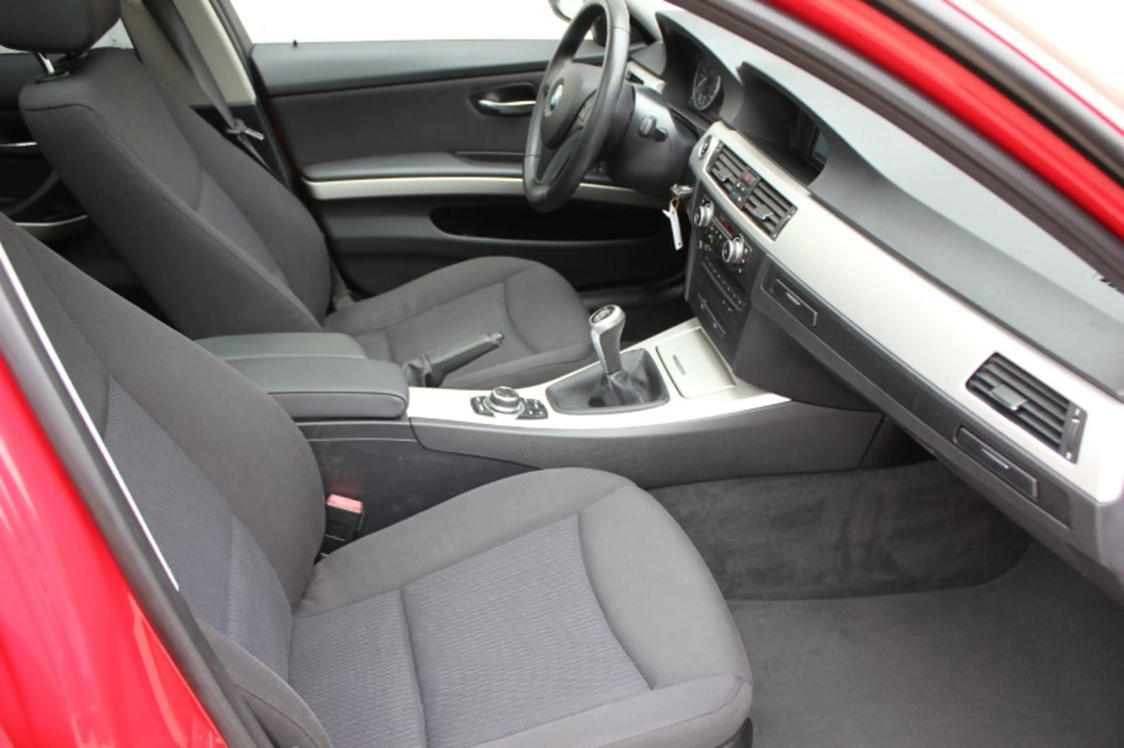BMW 318 Touring 318i/Pdc/Schuifdak/navi/cruise control — photo 14