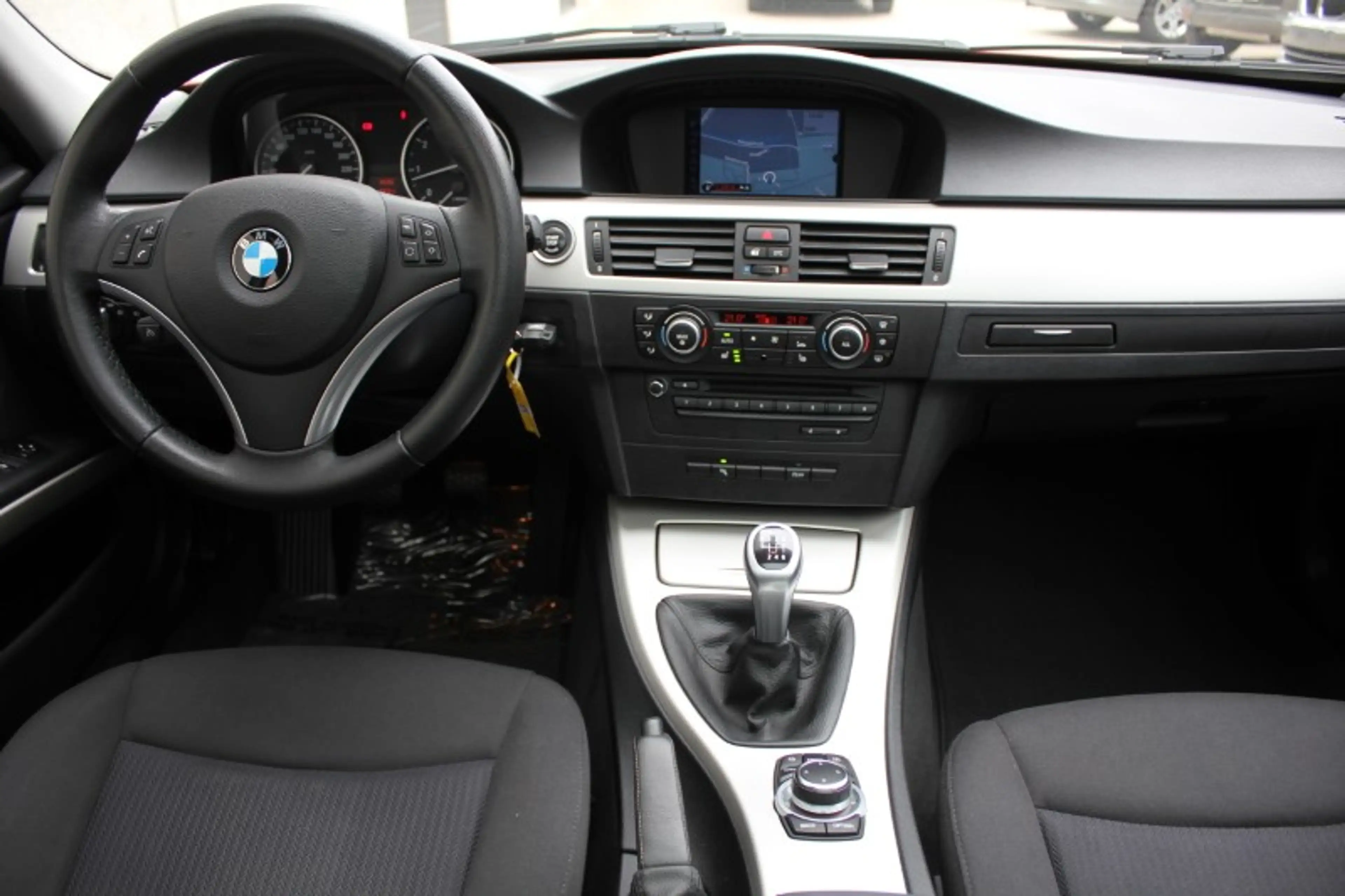 BMW 318 Touring 318i/Pdc/Schuifdak/navi/cruise control — photo 9