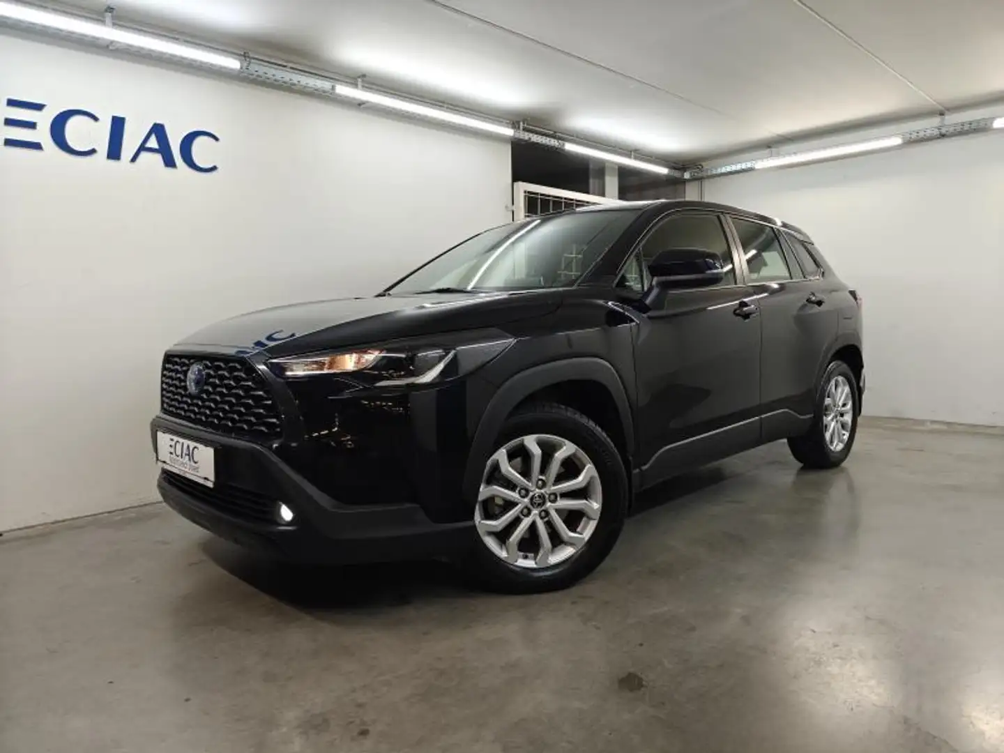 Toyota Corolla Cross 2.0 HSD Dynamic - 75739km - Garantie Zwart - 1