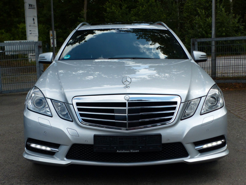 Mercedes-Benz E 250 E250 T CGI AMG-Line SDach Alcantara Xen Distron — photo 2