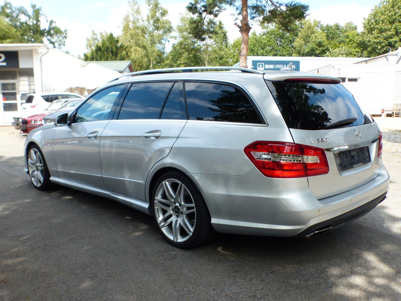 Mercedes-Benz E 250 E250 T CGI AMG-Line SDach Alcantara Xen Distron — photo 7