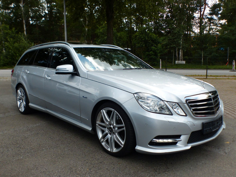 Mercedes-Benz E 250 E250 T CGI AMG-Line SDach Alcantara Xen Distron — photo 4