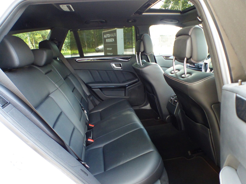 Mercedes-Benz E 250 E250 T CGI AMG-Line SDach Alcantara Xen Distron — photo 14