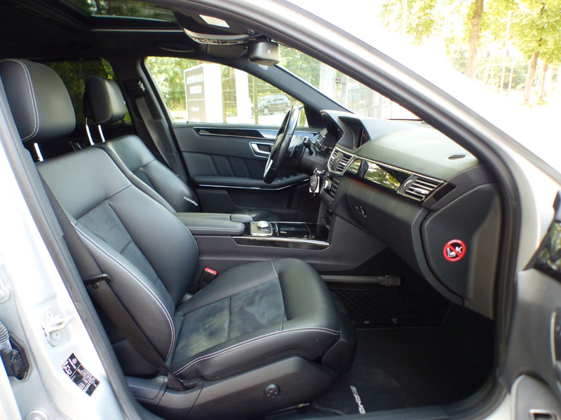 Mercedes-Benz E 250 E250 T CGI AMG-Line SDach Alcantara Xen Distron — photo 11