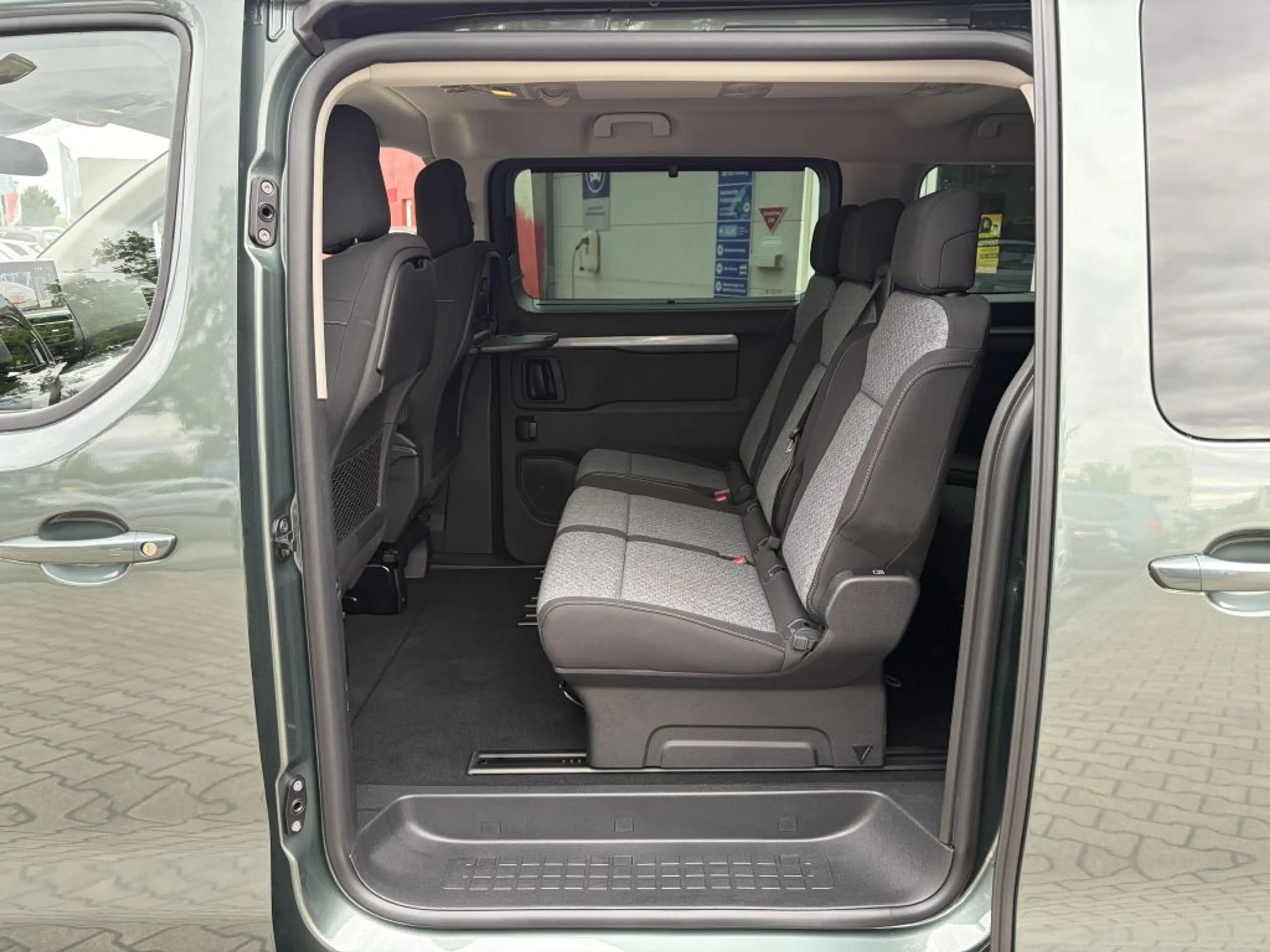 Citroen Spacetourer SpaceTourer XL Diesel 180 AT PLUS + ACC, NAV, 8S — photo 7