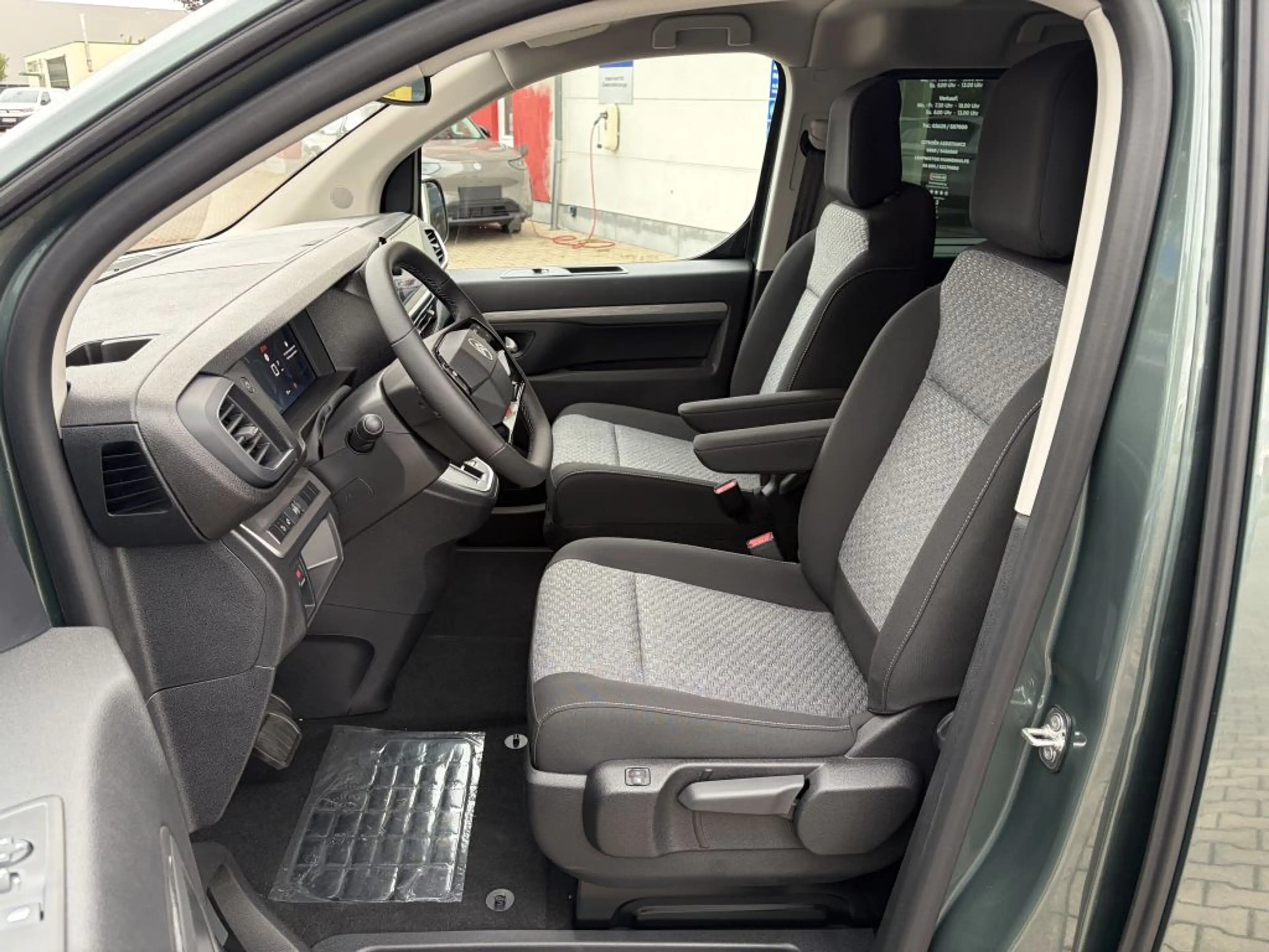 Citroen Spacetourer SpaceTourer XL Diesel 180 AT PLUS + ACC, NAV, 8S — photo 6