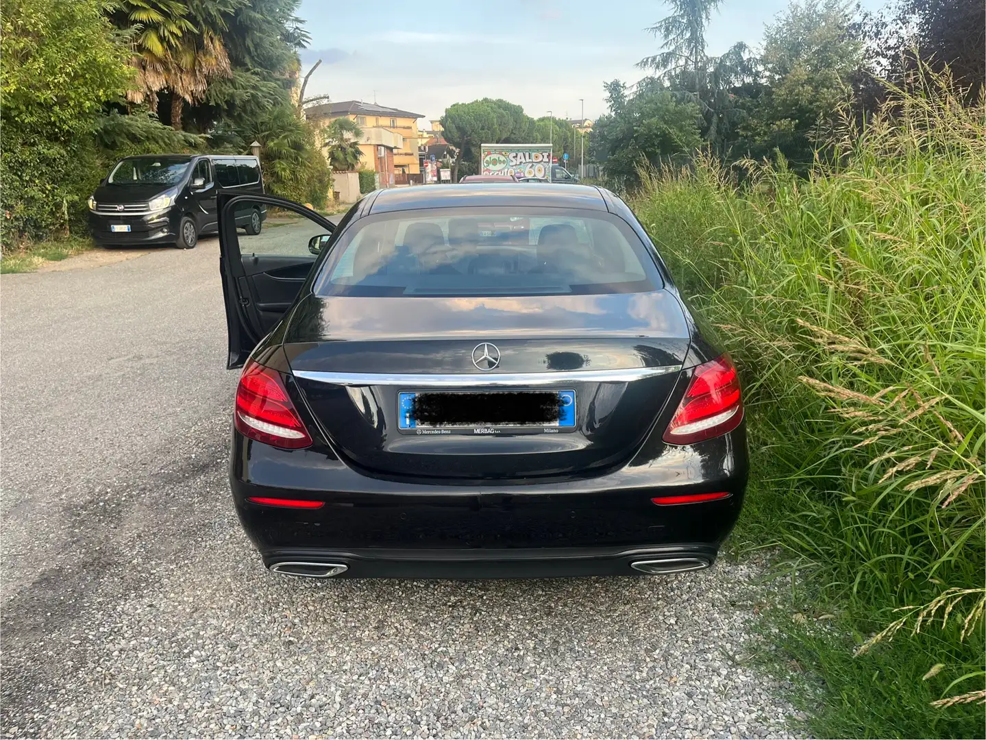Mercedes-Benz E 220 d Premium 4matic auto - 2