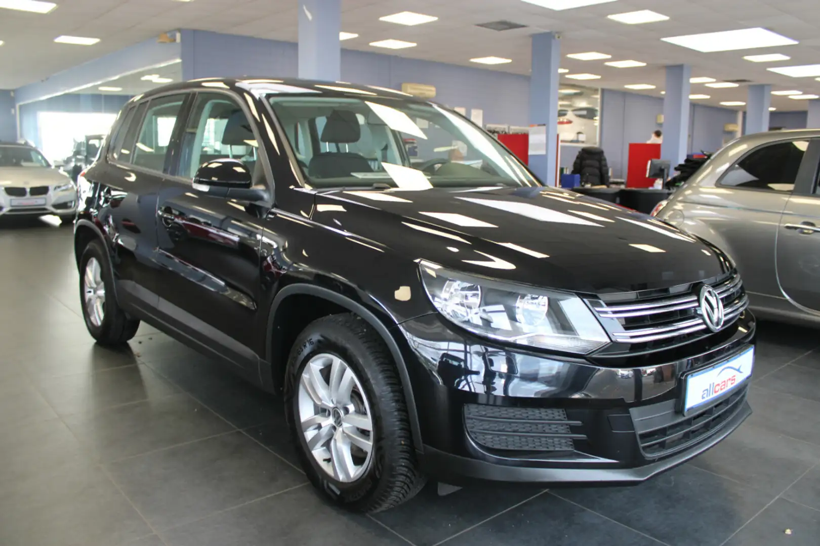 Volkswagen Tiguan 1.4 TSI BMT Trend & Fun - AHK - Noir - 1