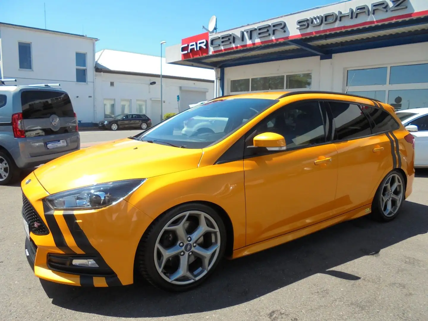 Ford Focus Turnier ST Oro - 2