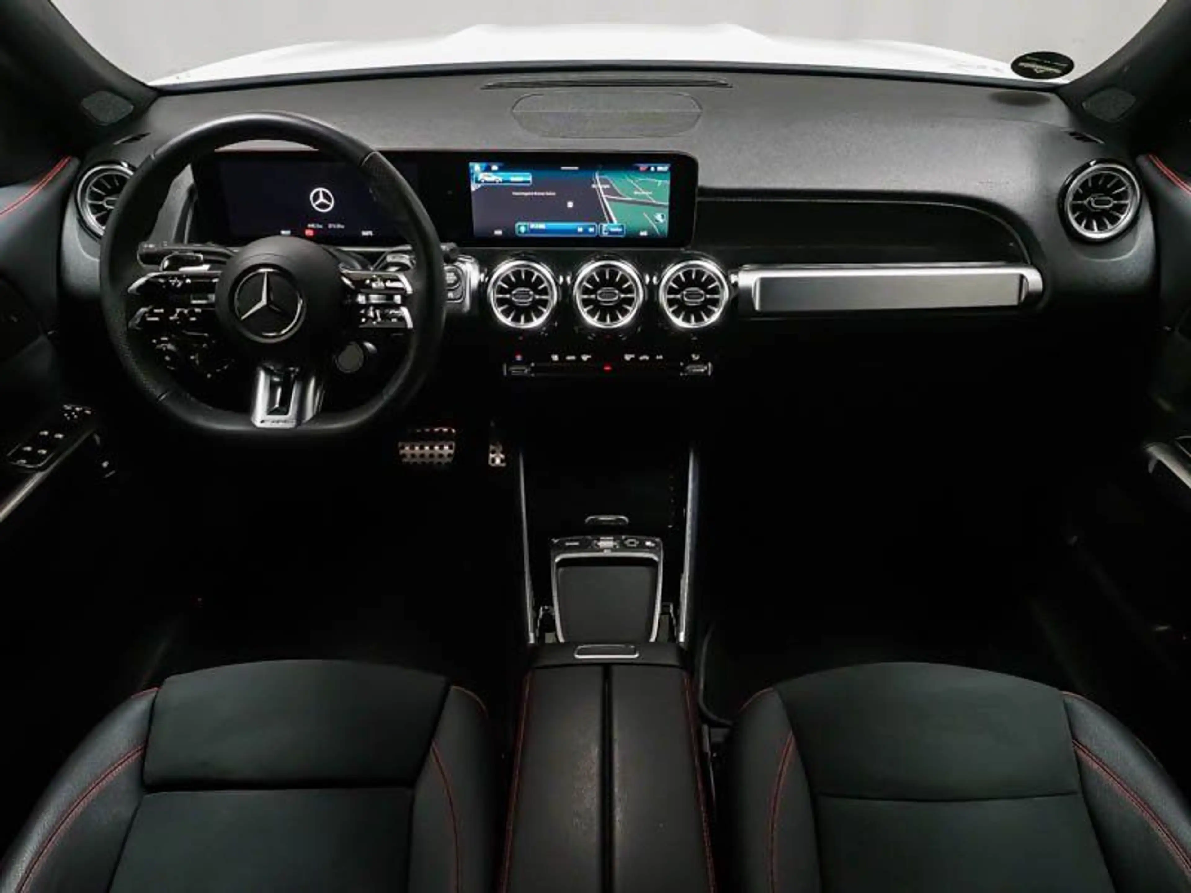 Mercedes-Benz GLB 35 AMG Mercedes-AMG GLB 35 4M ADVANCED+ AHK MBEAM KEYLG — photo 8
