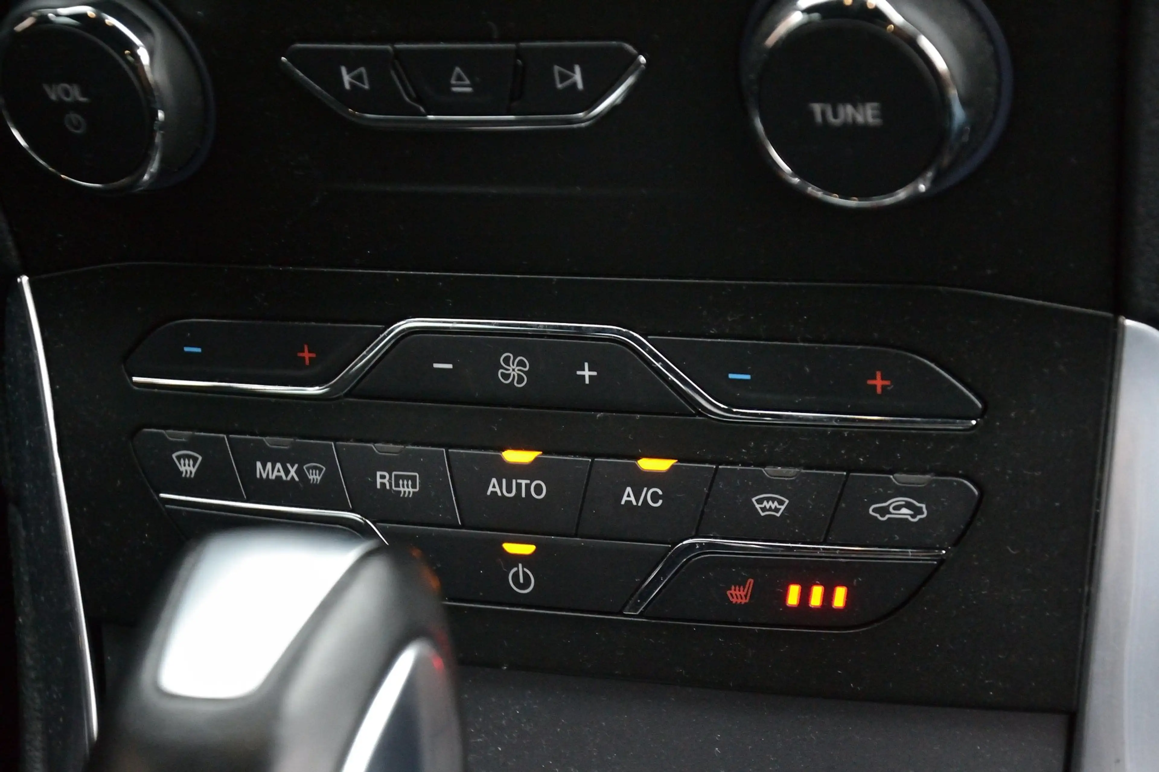 Ford S-Max 2.0 ST-Line 7p. | Trekhaak | Stoelverwarming | Pan — photo 16