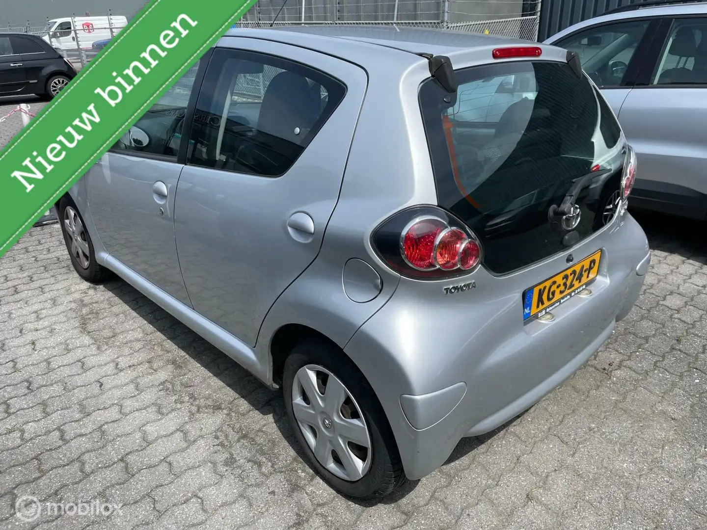 Toyota Aygo 1.0-12V Cool/Airco/ Grijs - 2