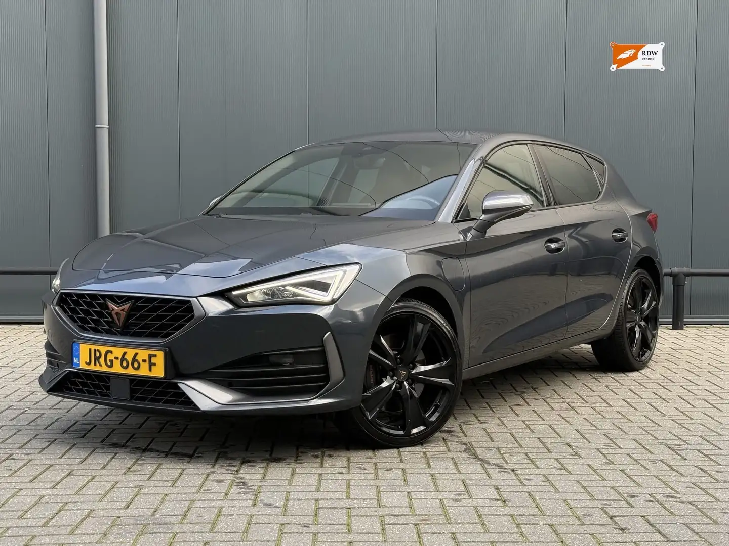 CUPRA Leon 1.4 e-Hybrid VZ 245pk | Sfeer | 19” Grijs - 1